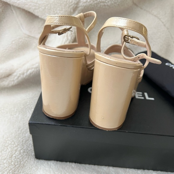 Auth Chanel Classic CC Logo Beige Patent Leather Wedge Sandals- Size 36 - Picture 11 of 12